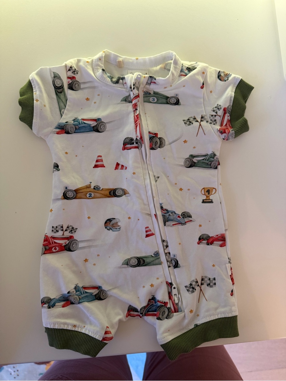 Snuggle Hunny brand new Baby Racing Cars Short Romper - White with Green Trim